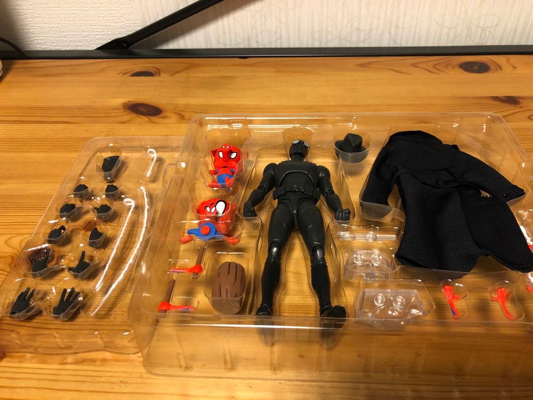 S.H.Figuarts スパイダーマン・ノワール&スパイダー・ハム