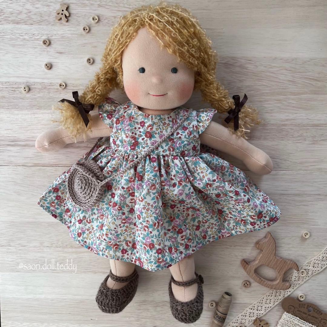 ウォルドルフ人形35cm - メルカリ