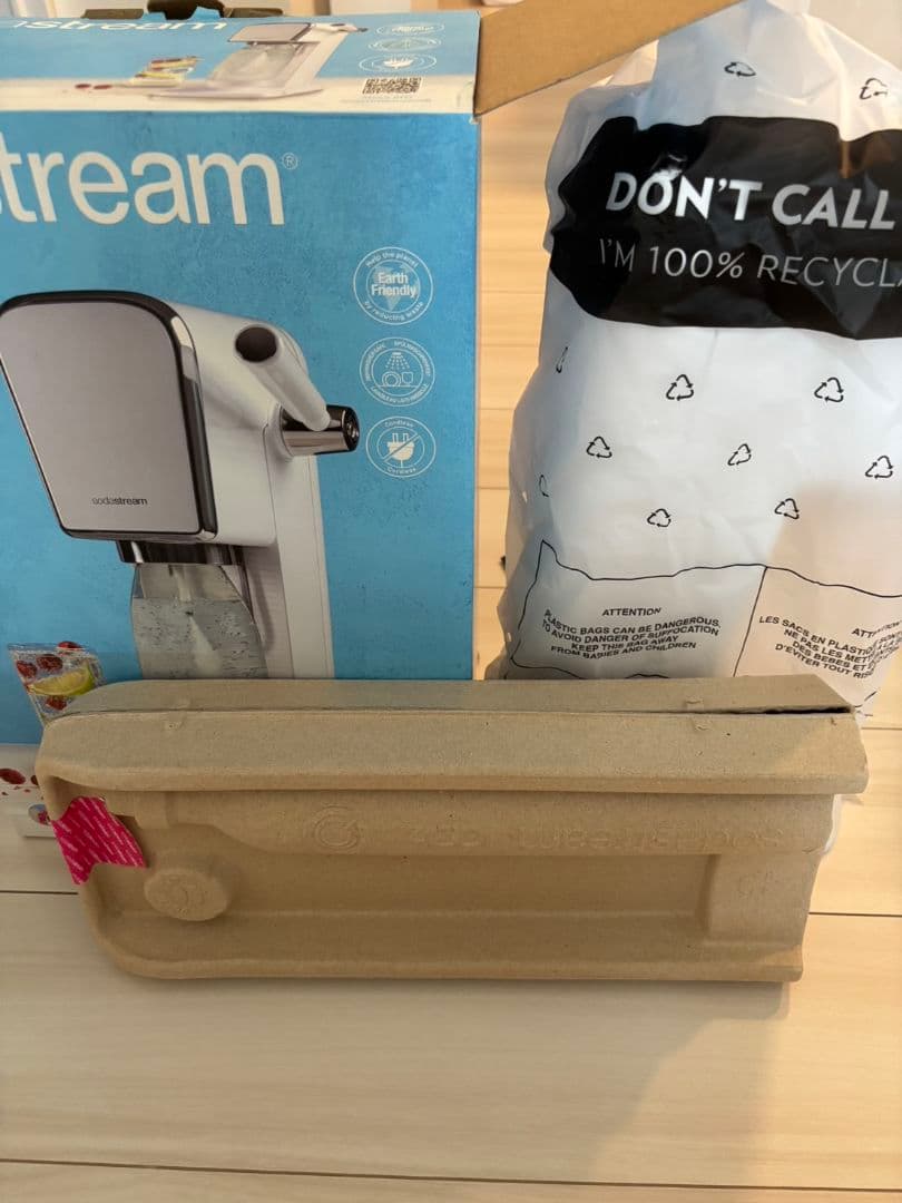 sodastream Art 炭酸水メーカー ホワイト ボトル付き Amazon.co.jp: SodaStream (ソーダストリーム) Art 炭酸水メーカー