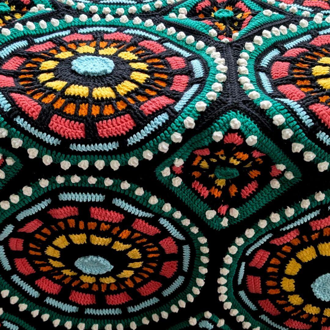 かぎ針編み モチーフ編み ブランケット ハンドメイド ひざ掛け 黒