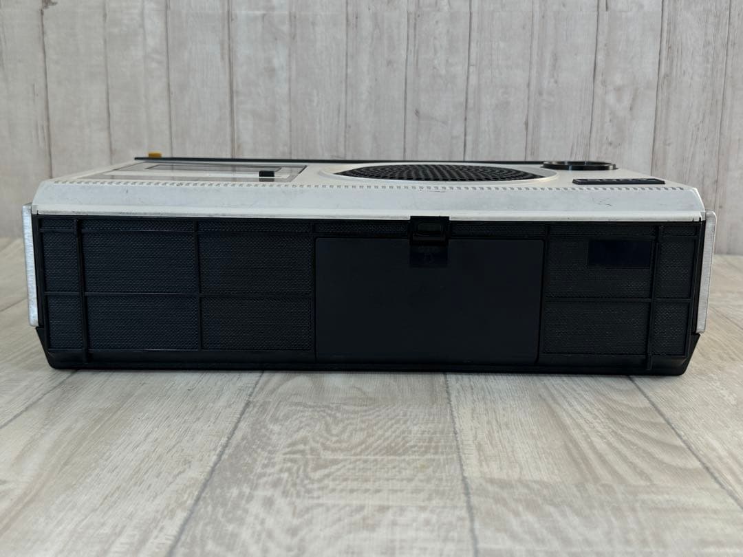 動作品】希少レアカラー白SONY ラジカセ CF-1980 昭和レトロラジオ