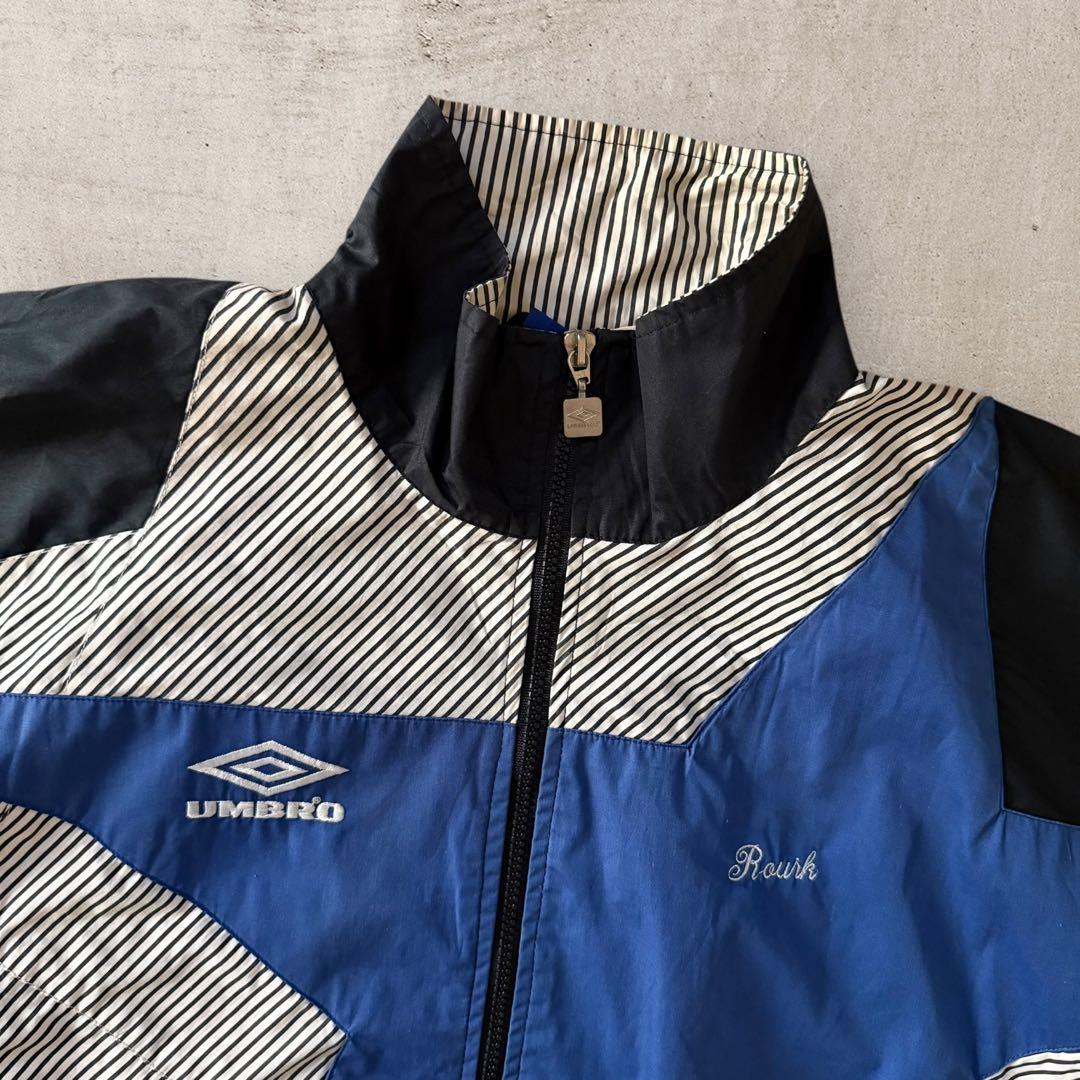 希少90sUMBROアンブロナイロンジャケット刺繍ロゴ水泳チーム支給品好