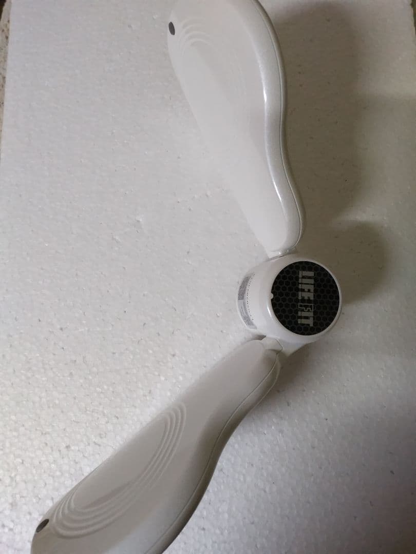 EMSエクササイズ機器 ホワイト☆ 取扱説明書付き