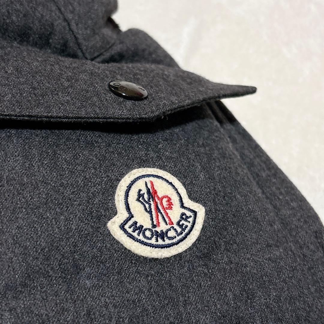 ほぼ未使用✨ モンクレール モンジュネーブル ダウンジャケット グレー