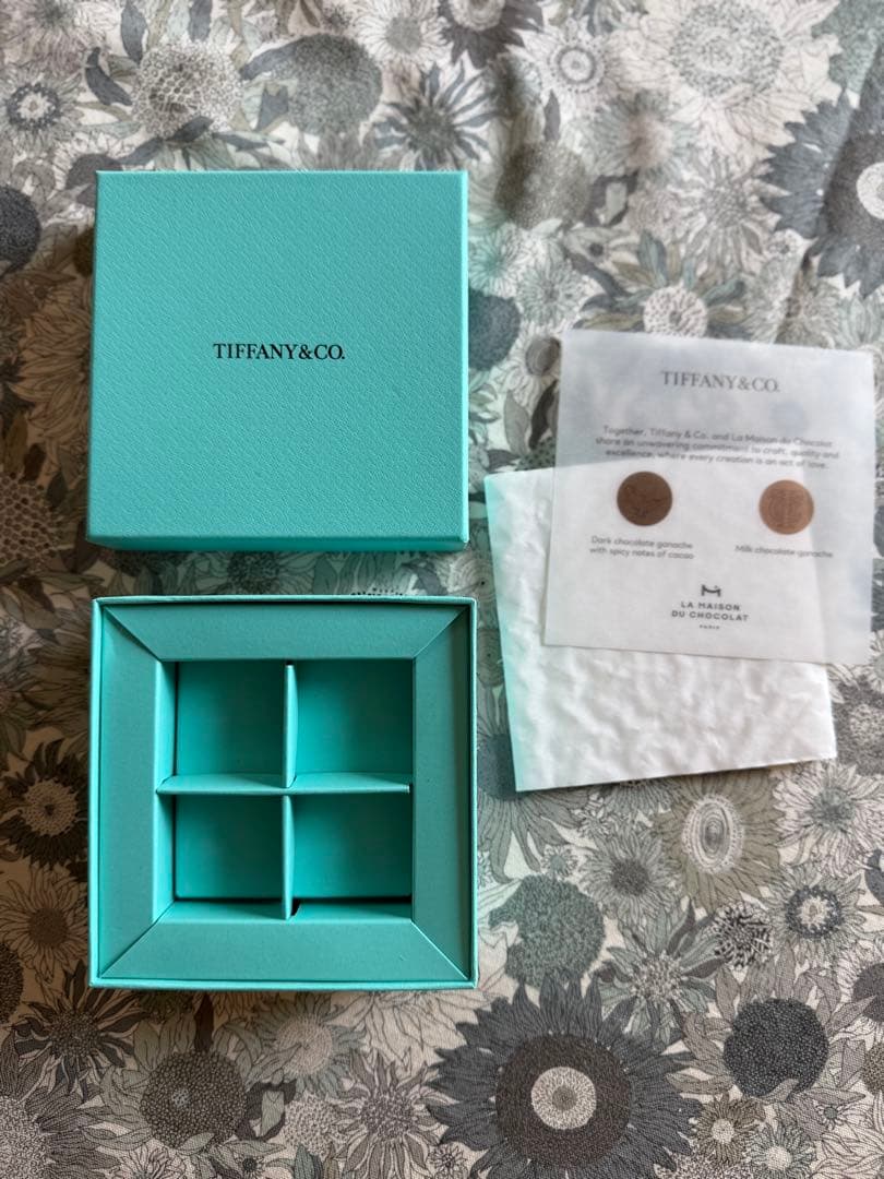 ティファニー Tiffany & Co. ショッパー 空箱 チャーム 巾着袋 - メルカリ