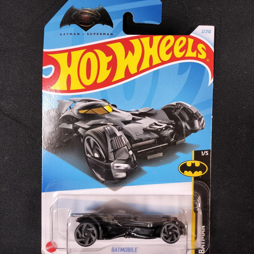 新品 Hot Wheels ホットウィール ミニカー バットモービル バットマン