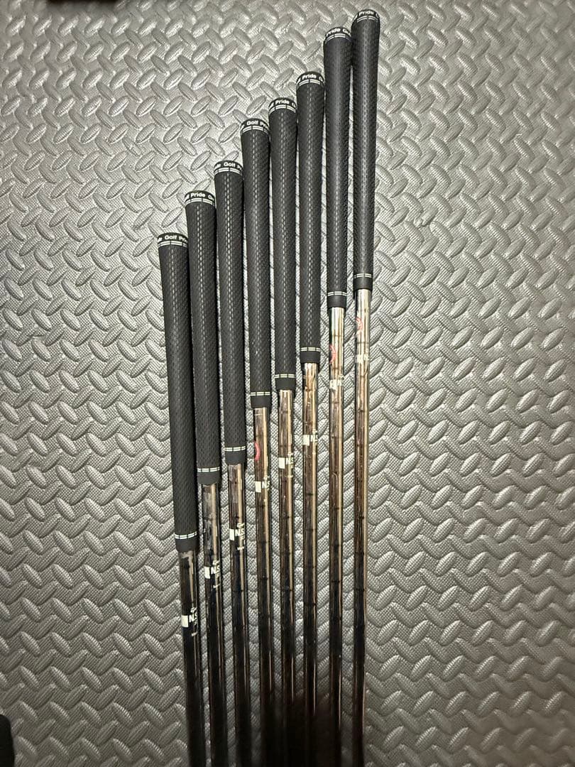 テーラーメイド　グローレF FORGEDアイアン　N.S.PRO930GH