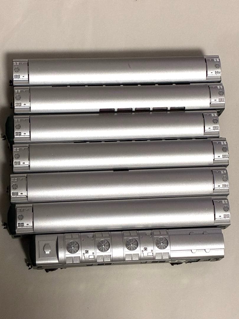 ゆ*ん様 トワイライトエクスプレス24系細部加工品 tomix ライト室内灯点灯