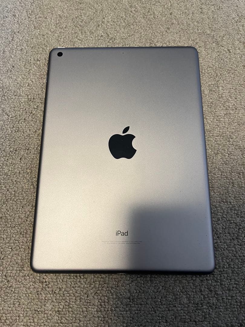 A1893 iPad 9.7インチ 128GB シルバー Apple iPad 6th Gen (A1893) 9.7