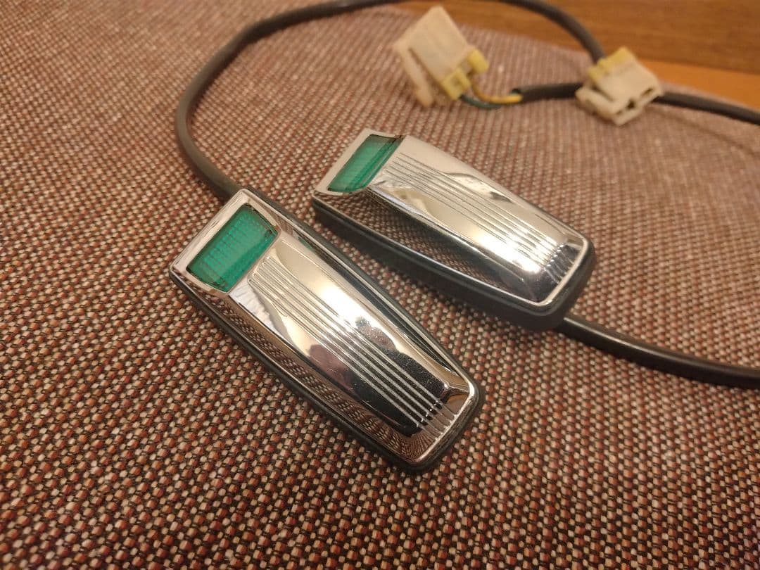 Y30 グロリア フェンダーマーカー - メルカリ