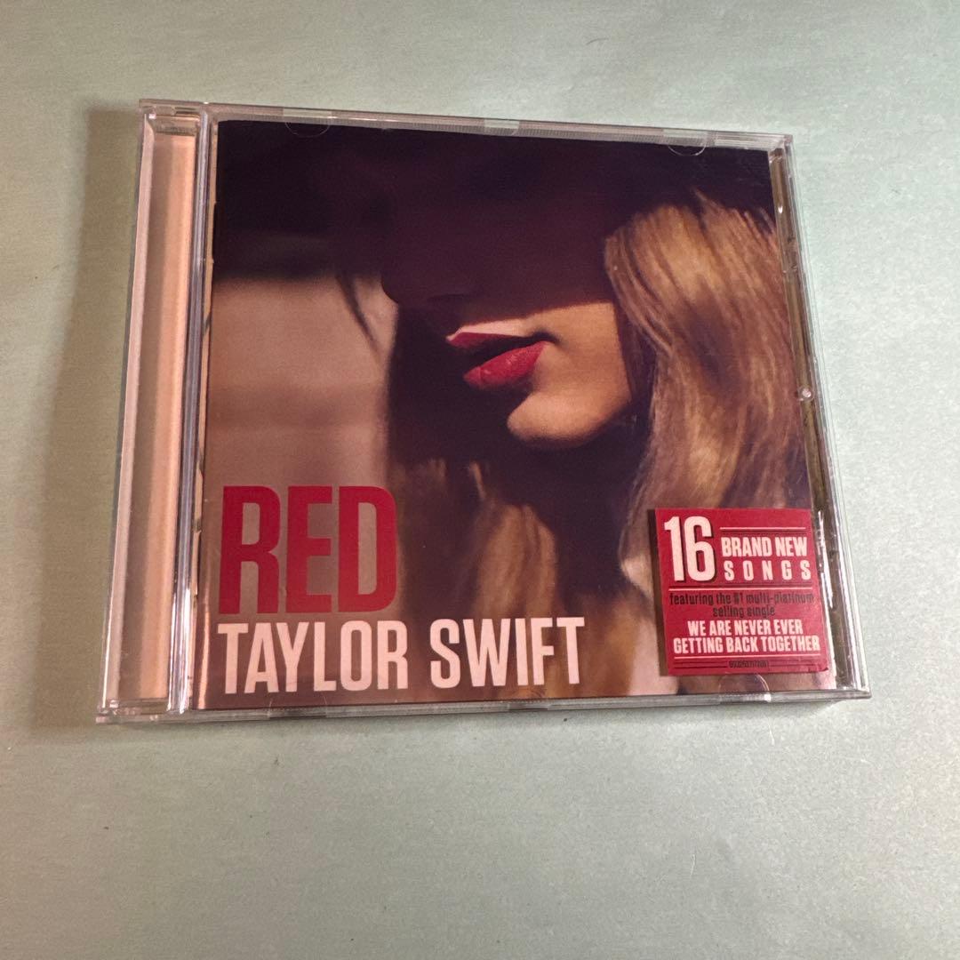 TAYLOR SWIFT / RED - メルカリ