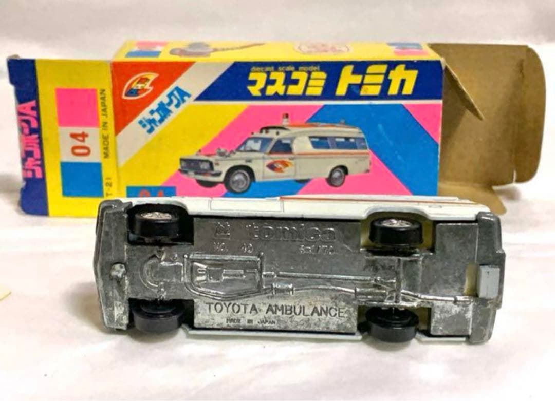 マスコミトミカ ジャンボーグA トヨタ クラウン救急車