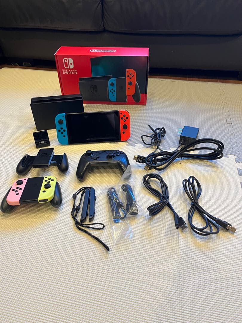 Nintendo Switch 本体　コントローラー Amazon.co.jp: switch 携帯モード専用コントローラー 一体式