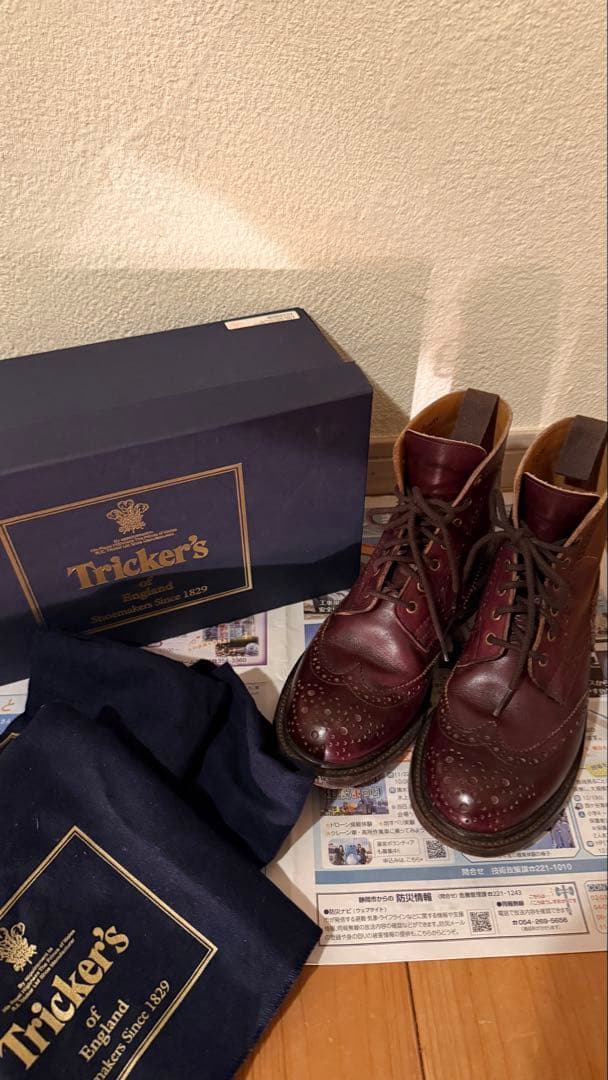 ま*こ様 Trickers L5411 Burnished Brogueブーツ - メルカリ