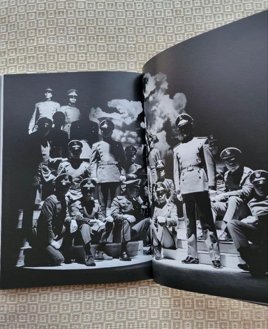 三島由紀夫 男の死 THE DEATH OF A MAN 篠山紀信 新品未開封品 - メルカリ