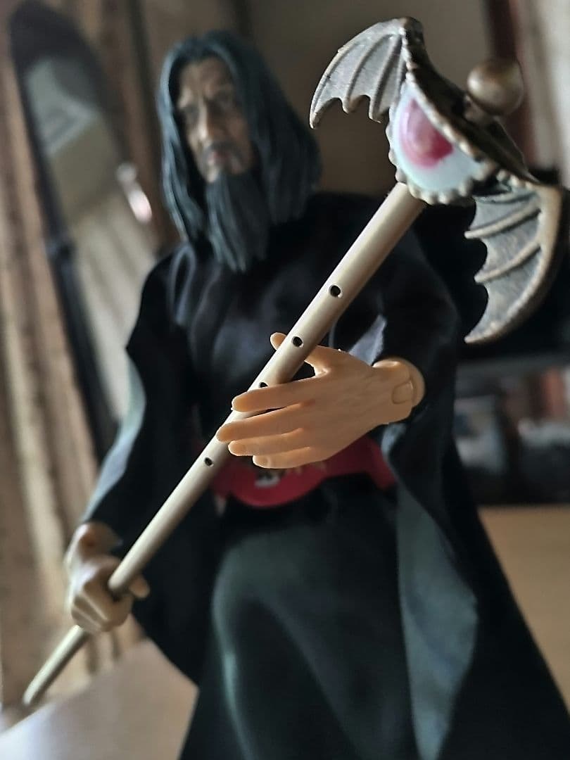 30センチ！メディコム RAHプロフェッサーギル リアルアクション