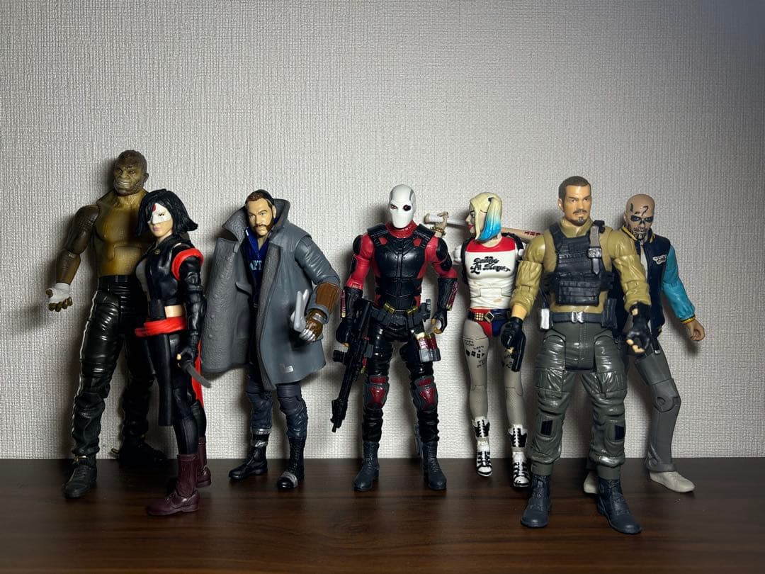 マテル　スーサイドスクワット　フィギュア7体セット スーサイド・スクワッド』 マテル アクションフィギュア 6インチ