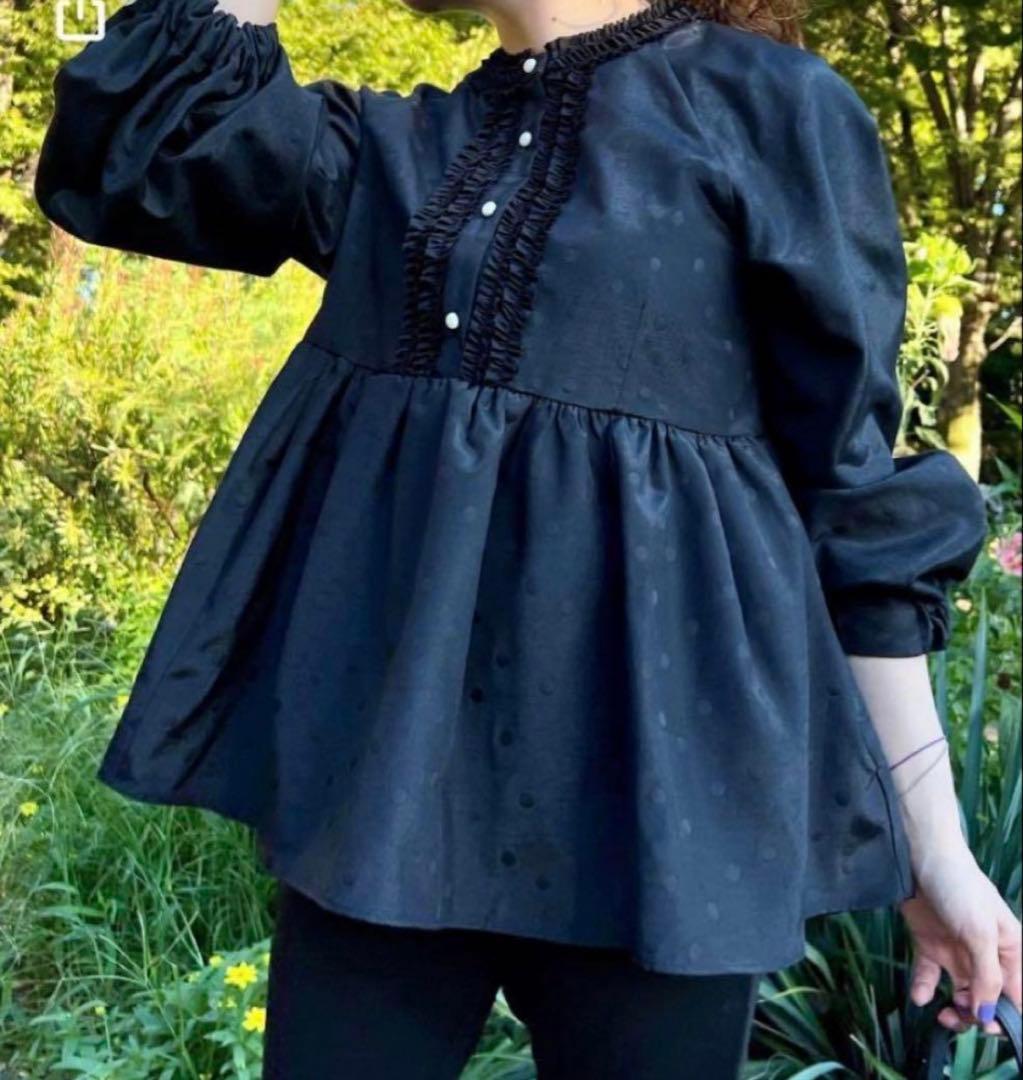 美品 Sonoソーノ 近年 シャドードットフリルブラウス ギャザー 洗える