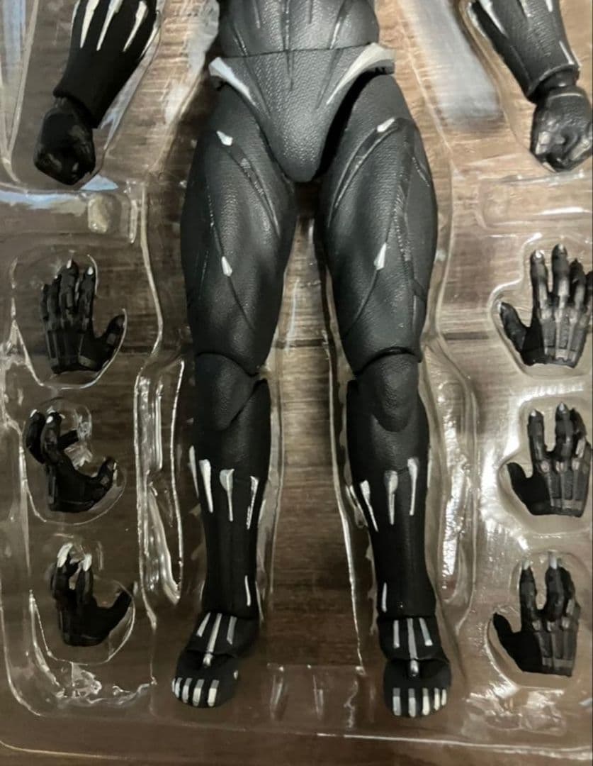 BANDAI S.H.Figuarts ブラックパンサー