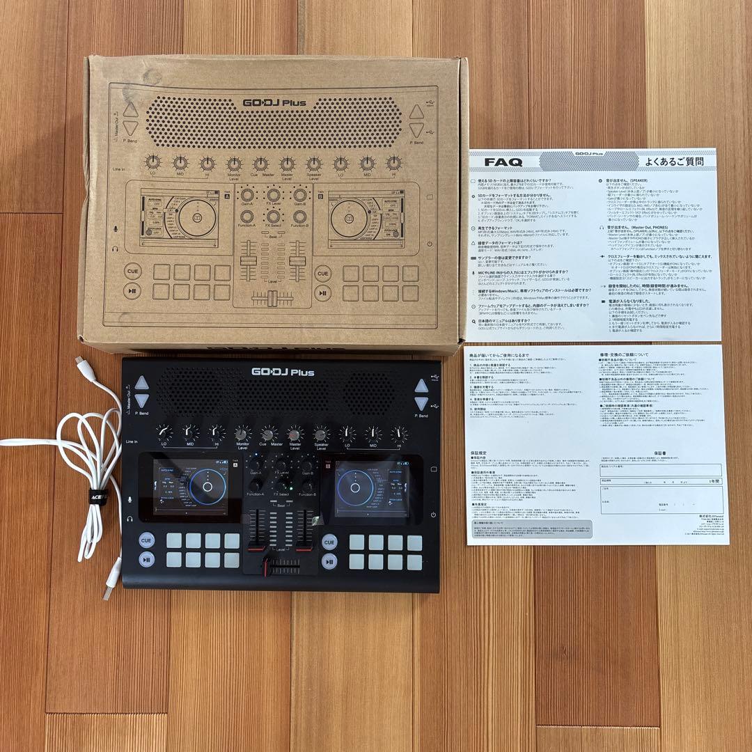 GO-DJ Plus DJ 説明書付き ほぼ未使用 GODJ Plus 世界初！A4サイズのクラブハウス。スピーカー付きDJシステム