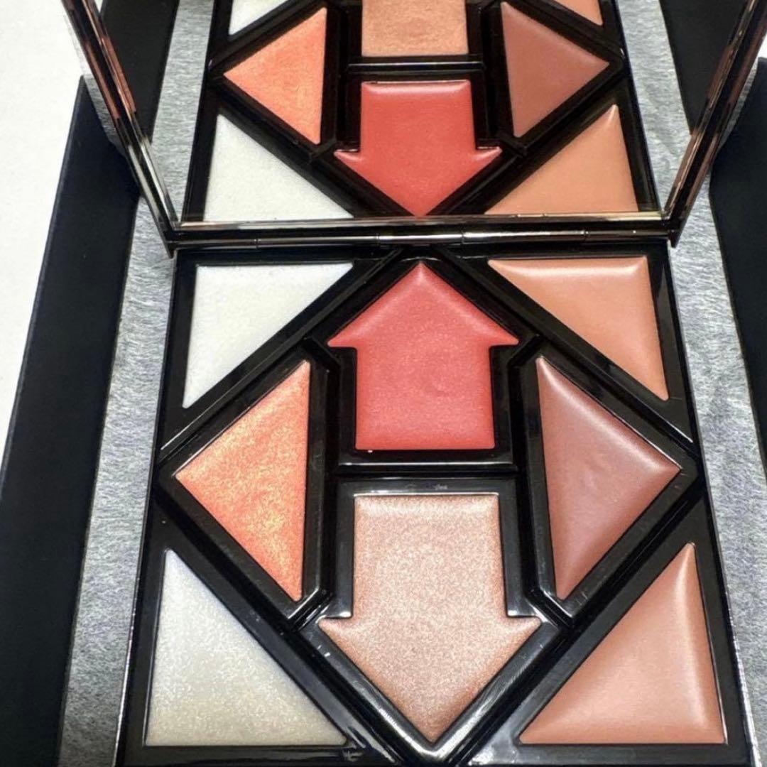 hazama 惹きずり込まれる運命のアイシャドウ BLACK - メルカリ