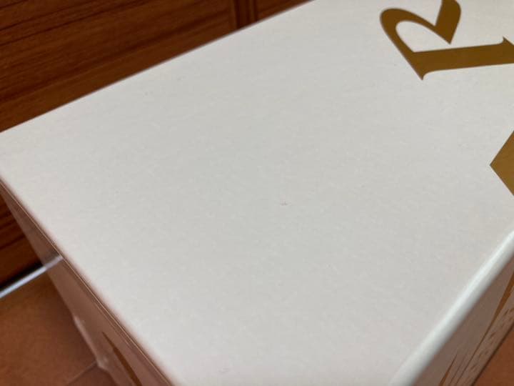 ZARD PREMIUM BOX 1991-2001 ファンクラブ会員限定品 - メルカリ