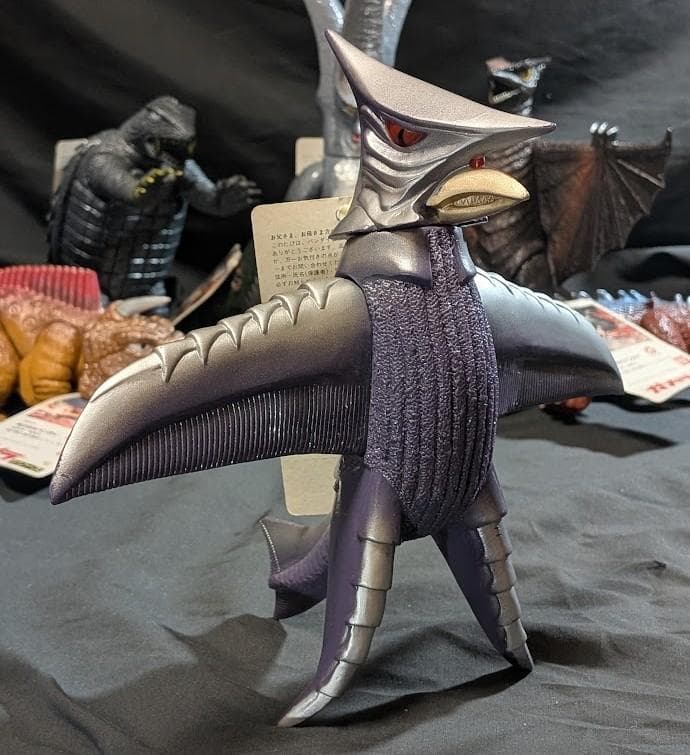 昭和ガメラ＆対戦怪獣（バンダイ）タグ付ソフビ コンプリート7体セット