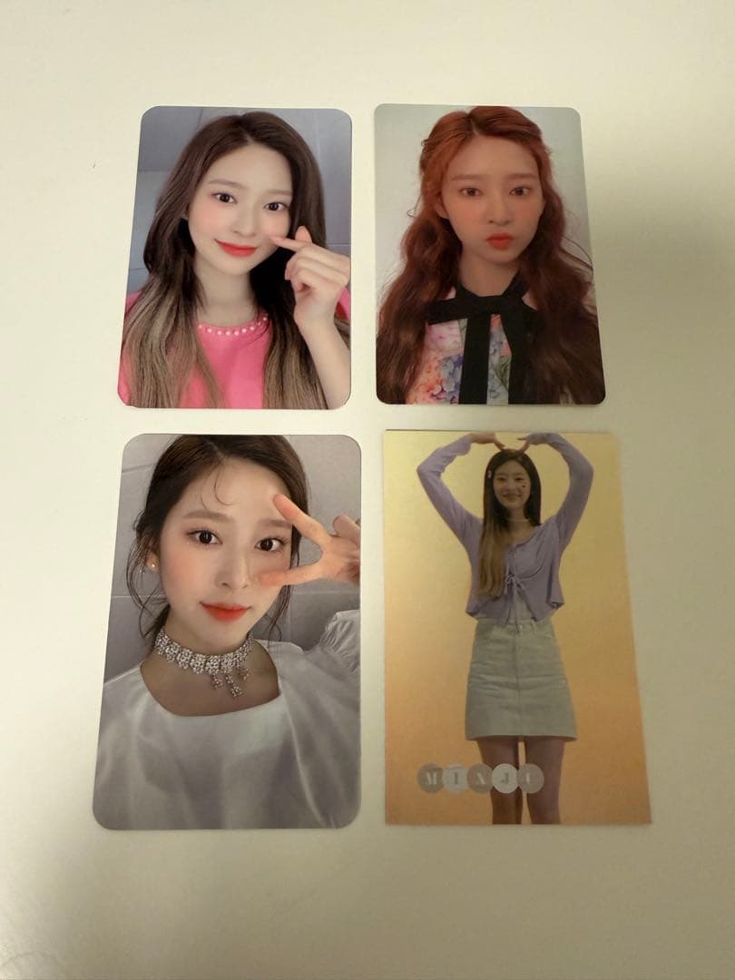 キムミンジュ トレカ IZ*ONE アイズワン - メルカリ