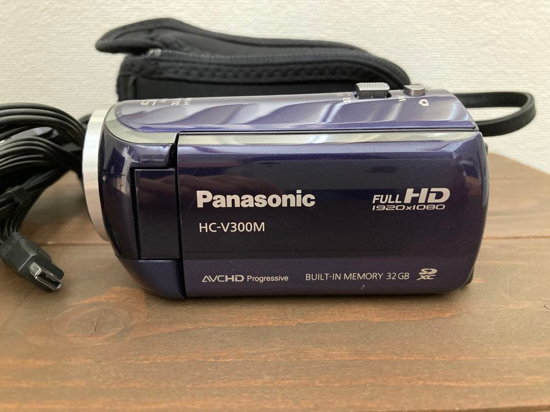 パナソニック　HC-V300M ビデオカメラ 概要 デジタルハイビジョンビデオカメラ HC-V300M | デジタルビデオ