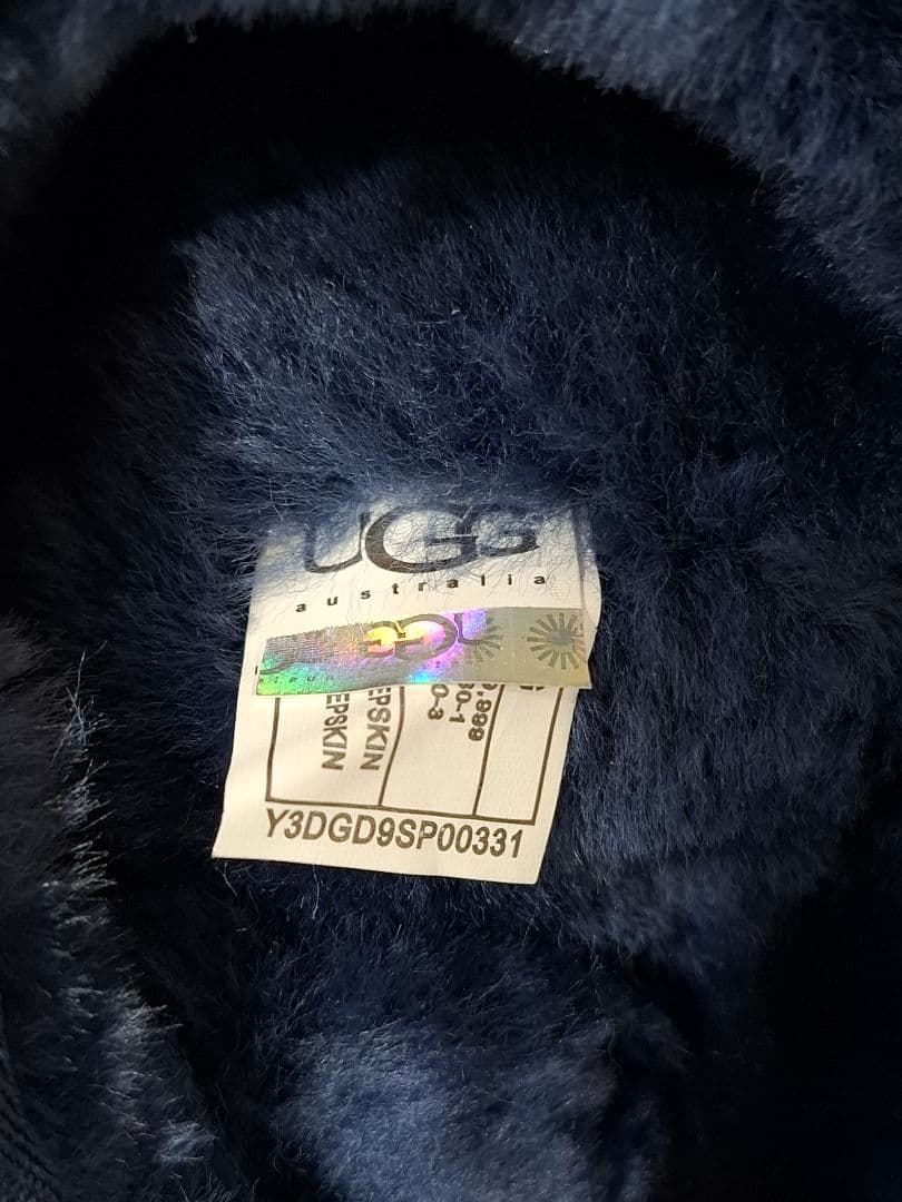 UGG ムートンブーツ 24cm ネイビー 試着のみ 未使用級