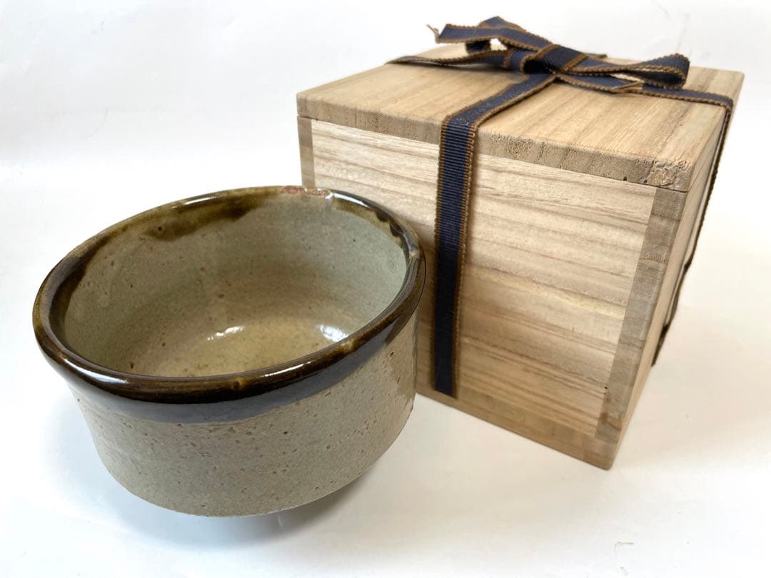 陶芸家 人間国宝 浜田庄司 濱田庄司 縁黒 茶碗 皮鯨 抹茶碗 益子焼 共