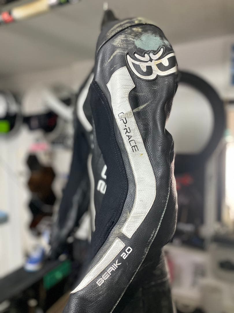 ベリック 20 G-PRACE革ツナギ サイズ50 - メルカリ