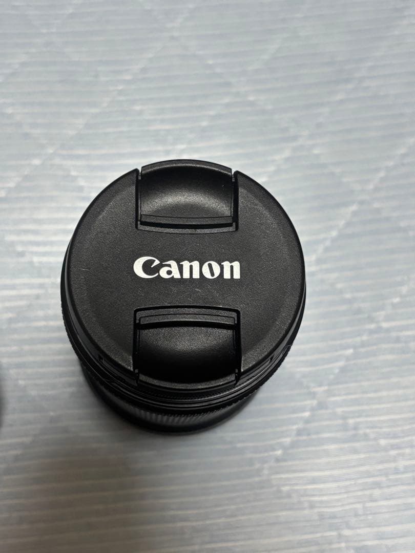 Canon RF S18-150mm F3.5-6.3 IS STMズームレンズ