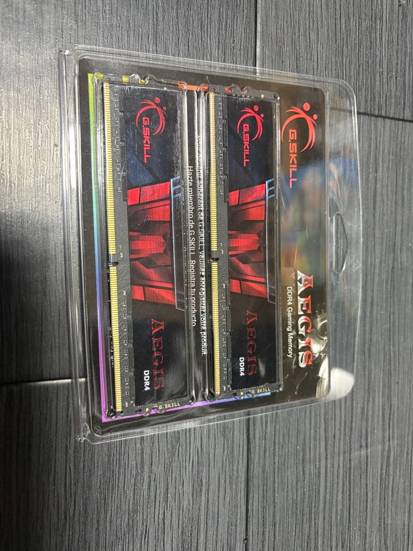 メモリー G.Skill F4-3200C16D-32GIS Amazon | G.Skill DDR4メモリ DDR4-3200 16GBKit（8GB×2枚組）国内正規