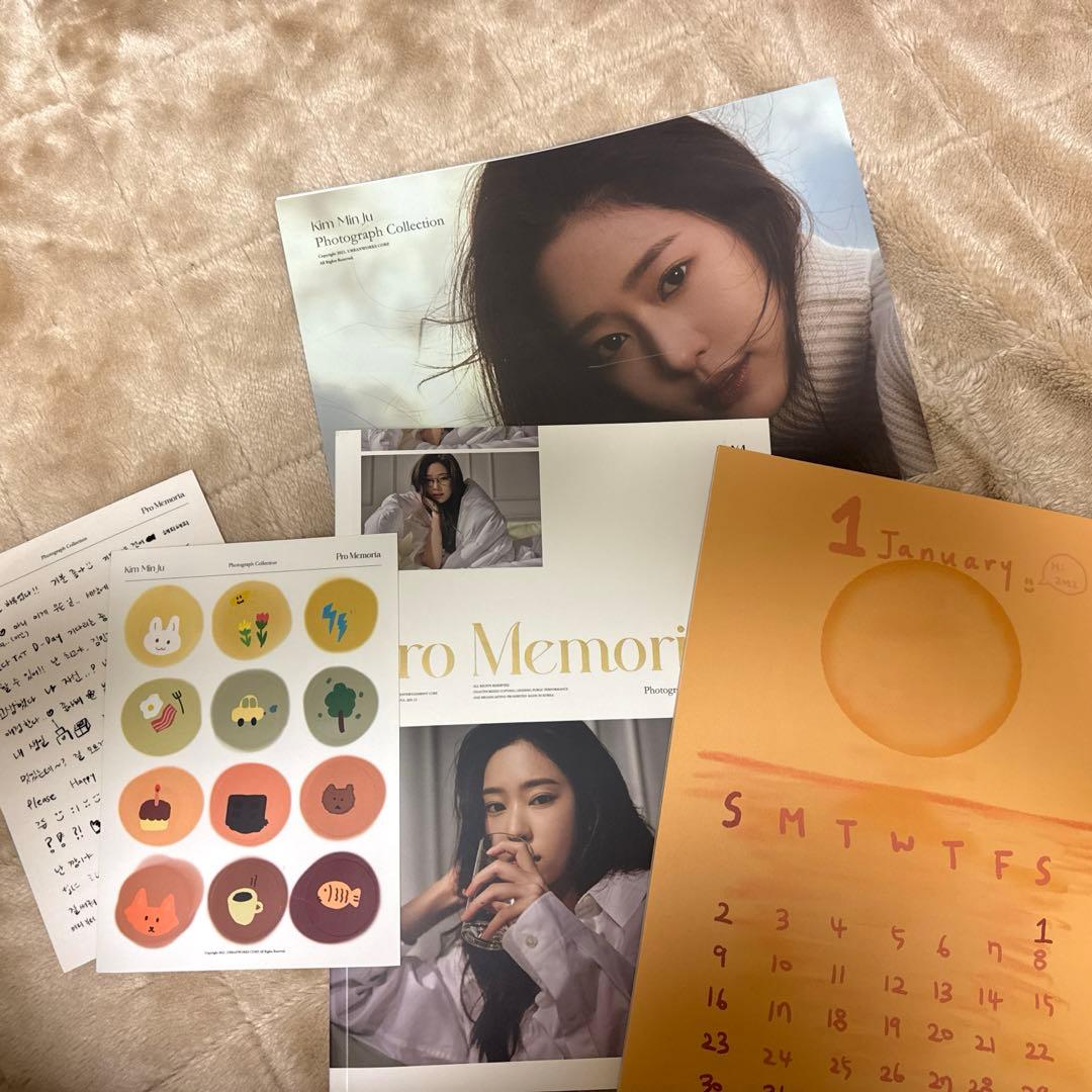 キムミンジュ Pro Memoria 写真集 IZ*ONE ミンジュ - メルカリ