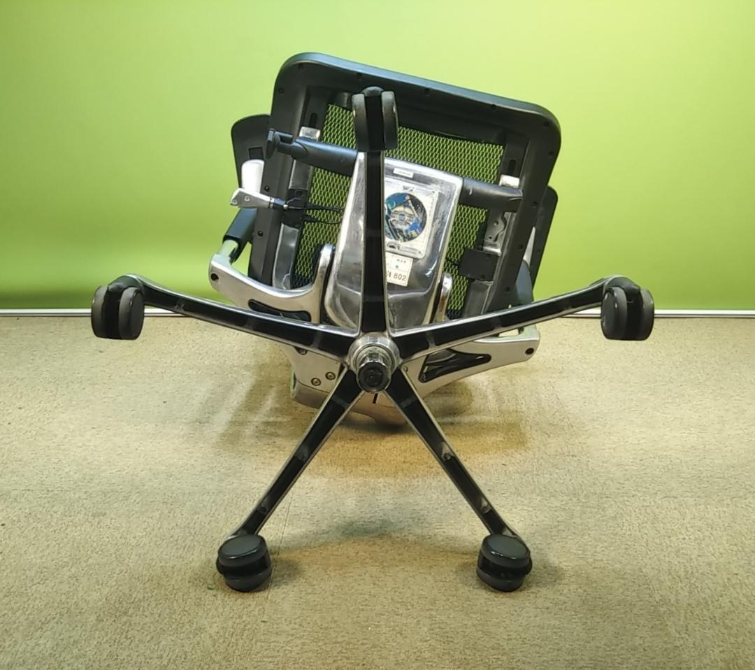 bh エルゴヒューマン プロ ハイバック アームパッド新品 ヘッドレスト