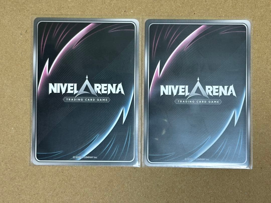 咲*良様 二ベルアリーナ NIKKE ヘルム SPR,UR セット - メルカリ