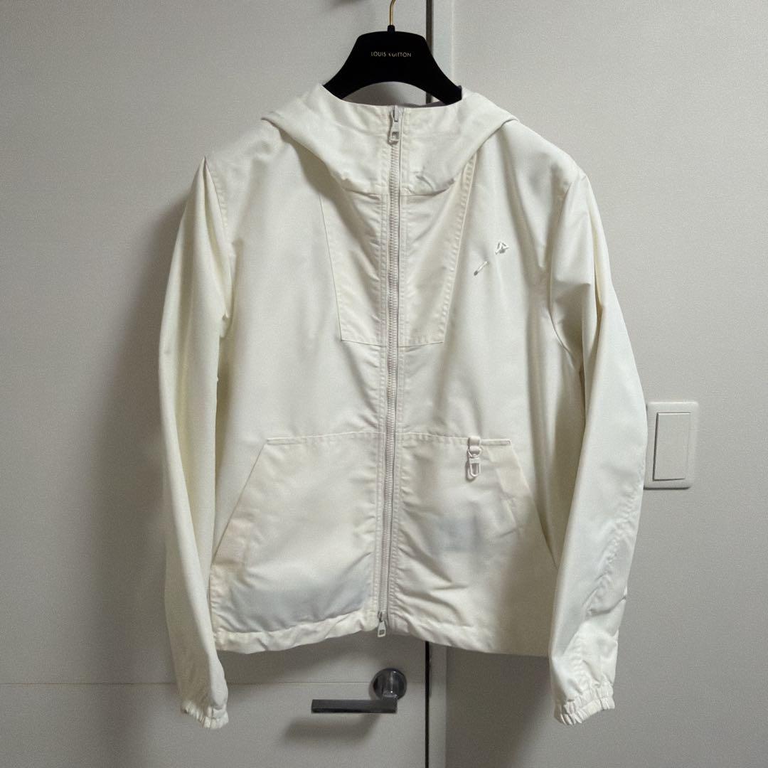 Louis Vuitton リバーシブル　ホワイト ナイロンジャケット　44 LOUIS VUITTON - 極美品 ルイヴィトン LOUIS VUITTON ジャケット 2022