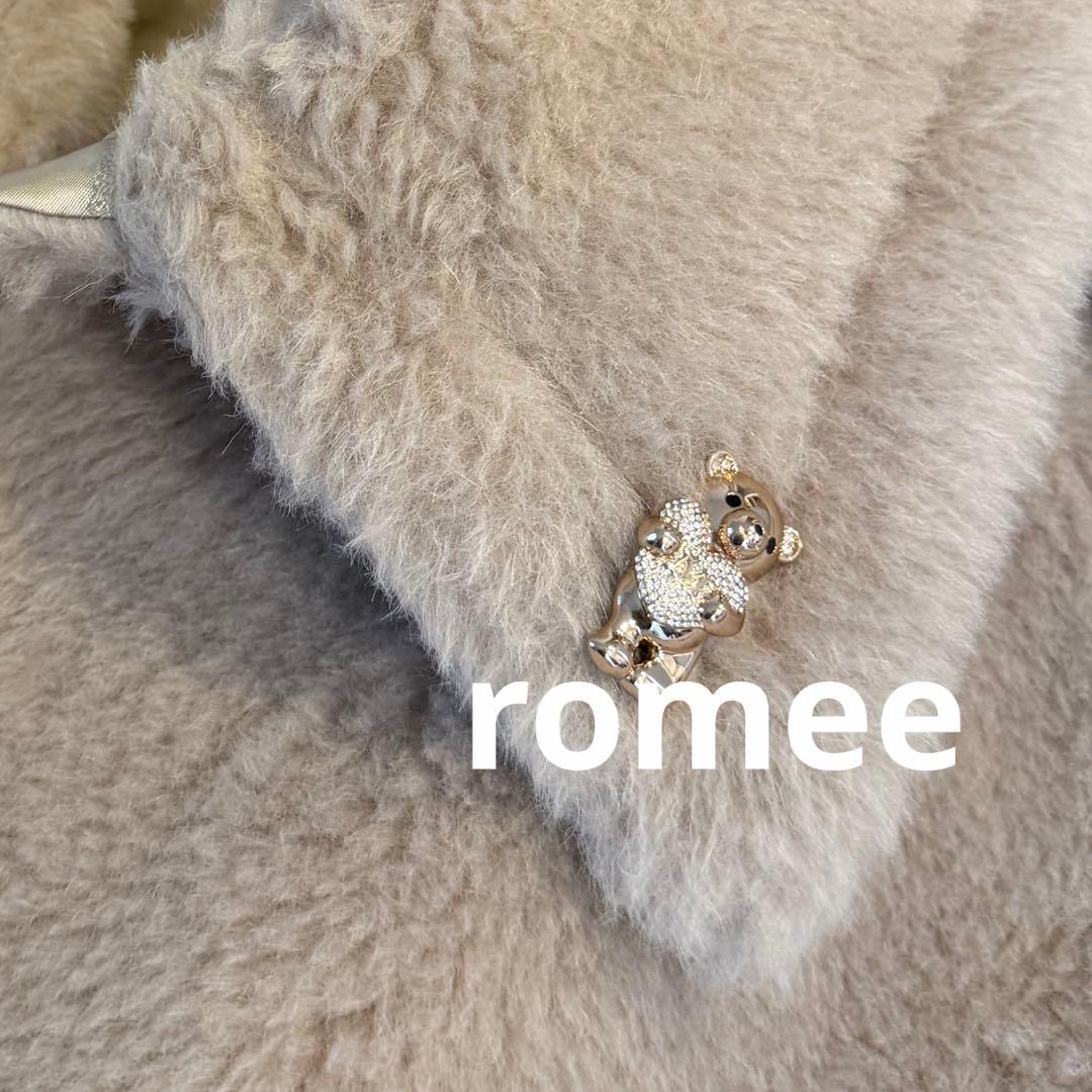 MaxMara テディベア ハート ブローチ - メルカリ