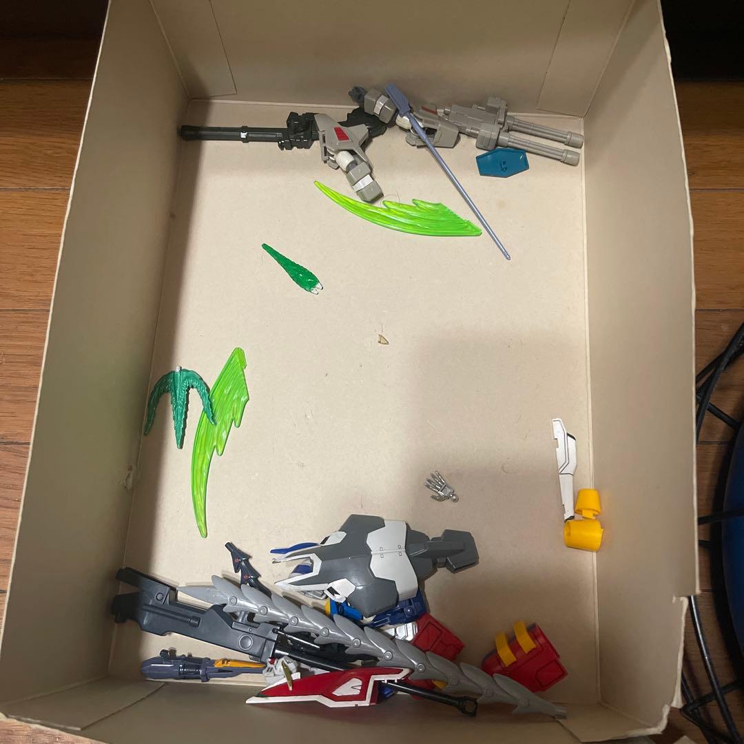Gガンダム〜ガンダムX 1/100 プラモデル ジャンク - メルカリ