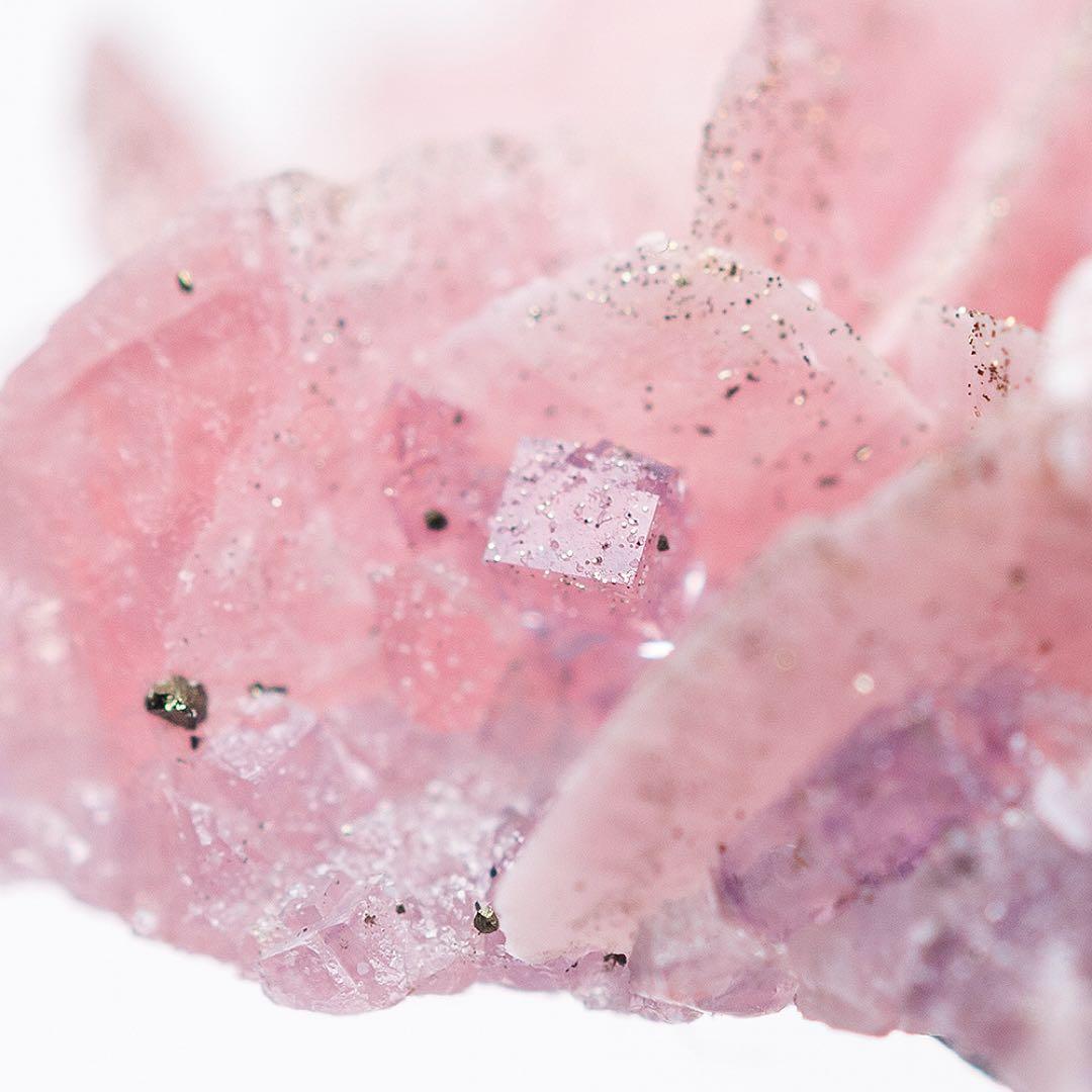 中国 ロードクロサイト フローライト 蛍石 天然石 原石 鉱物標本 鉱石