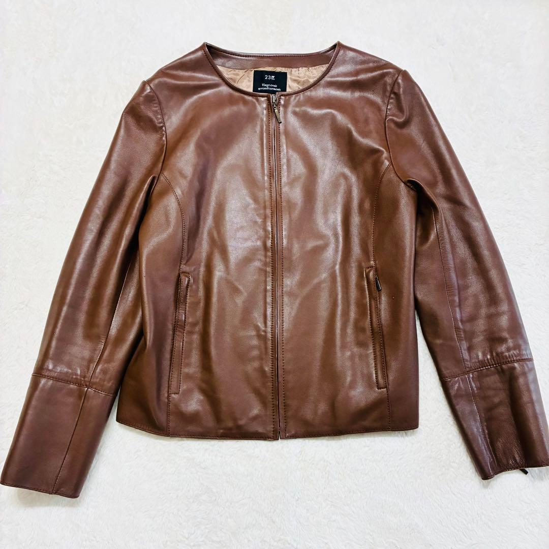 美品　23区 山羊レザージャケット ノーカラー ブラウン 3XL（4L)サイズ ラムレザー ノーカラージャケット / 23区 | ファッション通販 【公式