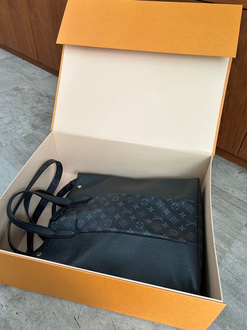 正規品)LOUIS VUITTON ブラック エクリプストートバッグタイガラマ