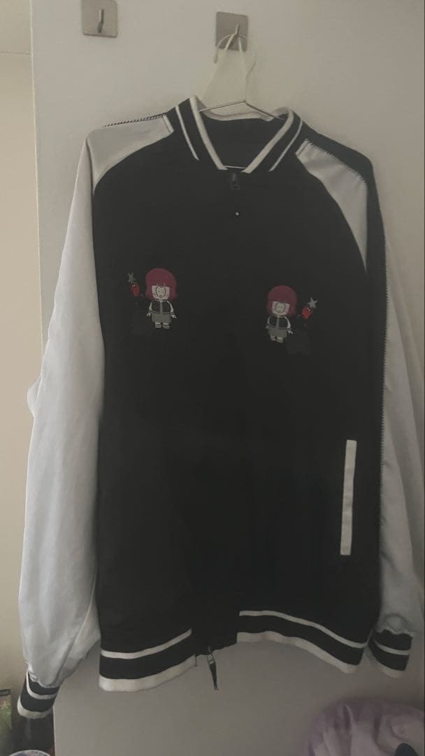 ぼっち・ざ・ろっく！廣井きくりOVERSIZE SOUVENIR JACKET - メルカリ