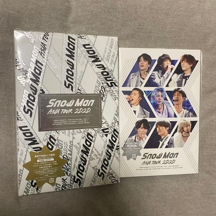 Man ASIA TOUR 2D.2D.＜初回盤・通常盤＞ Snow Man Snow Man ASIA TOUR 2D.2D. 通常盤 Blu-ray Disc2枚組 銀