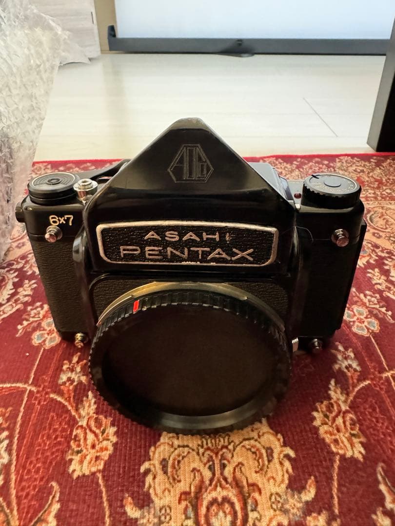 PENTAXは 6x7 (動作確認済み) 赤城耕一：第17回 数多のプロ写真家に愛された完全なる実用仕事カメラ