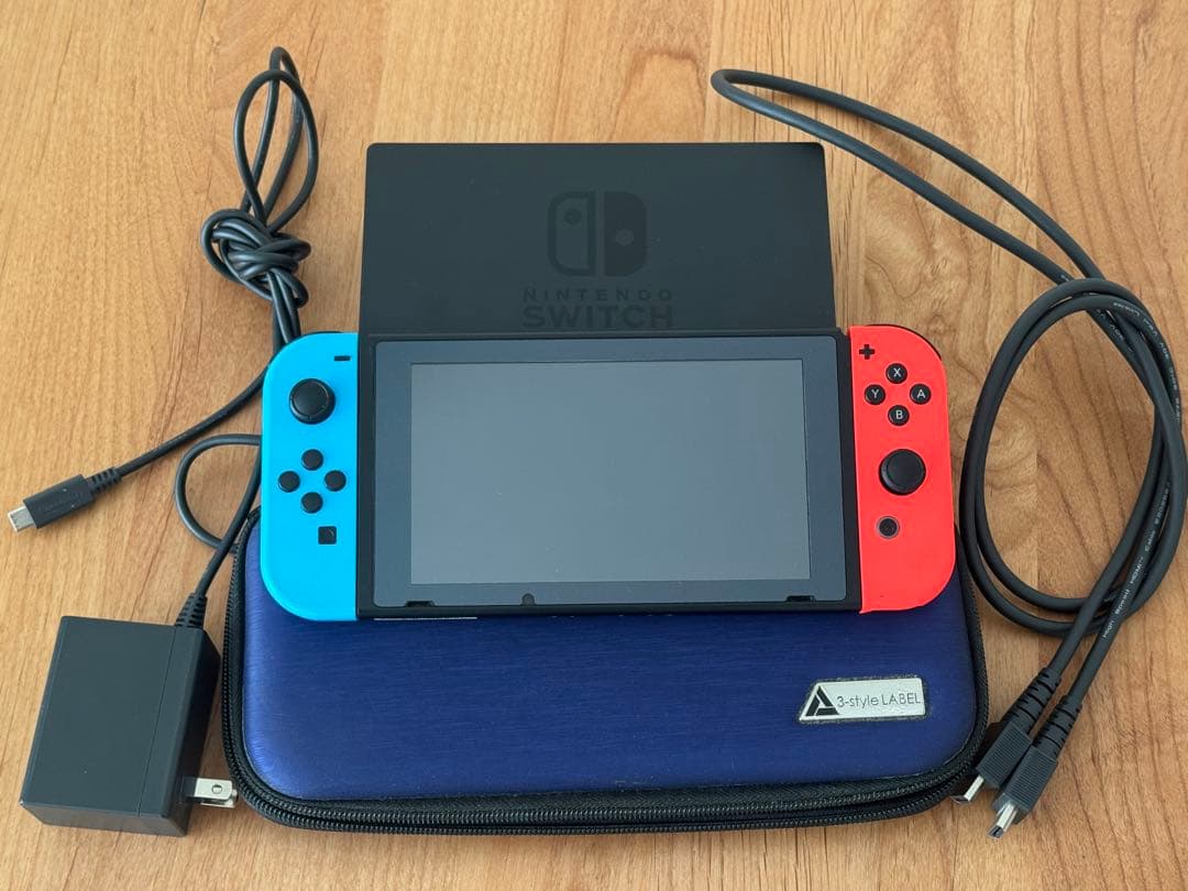 Nintendo Switch 本体 ネオンブルー/ネオンレッド ドック付 Nintendo Switch [ネオンブルー/ネオンレッド]の製品画像 - 価格.com