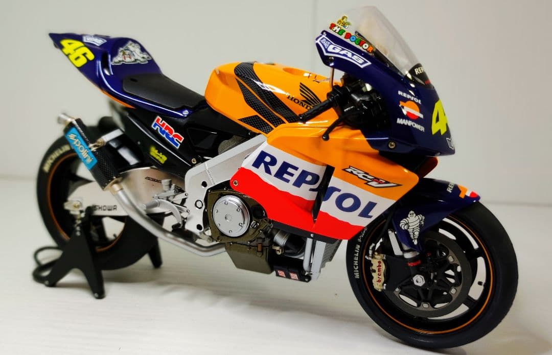 TAMIYA HONDA RC211V MASTERWORK 1/12 - メルカリ