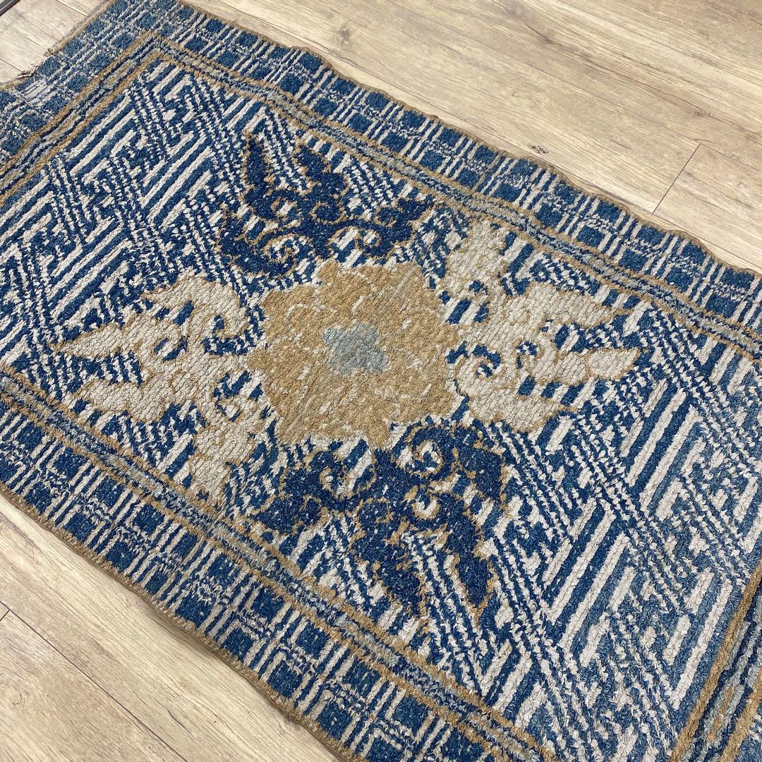 鍋島段通C 約177×92.5㎝ 東さ7-1219⑤ - メルカリ