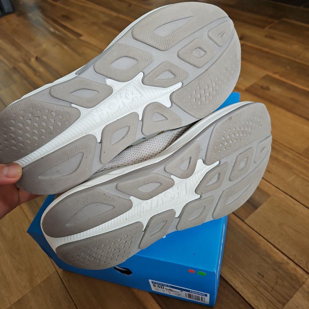HOKA ONE ONE RINCON 4 　8.5D　(26.5cm)